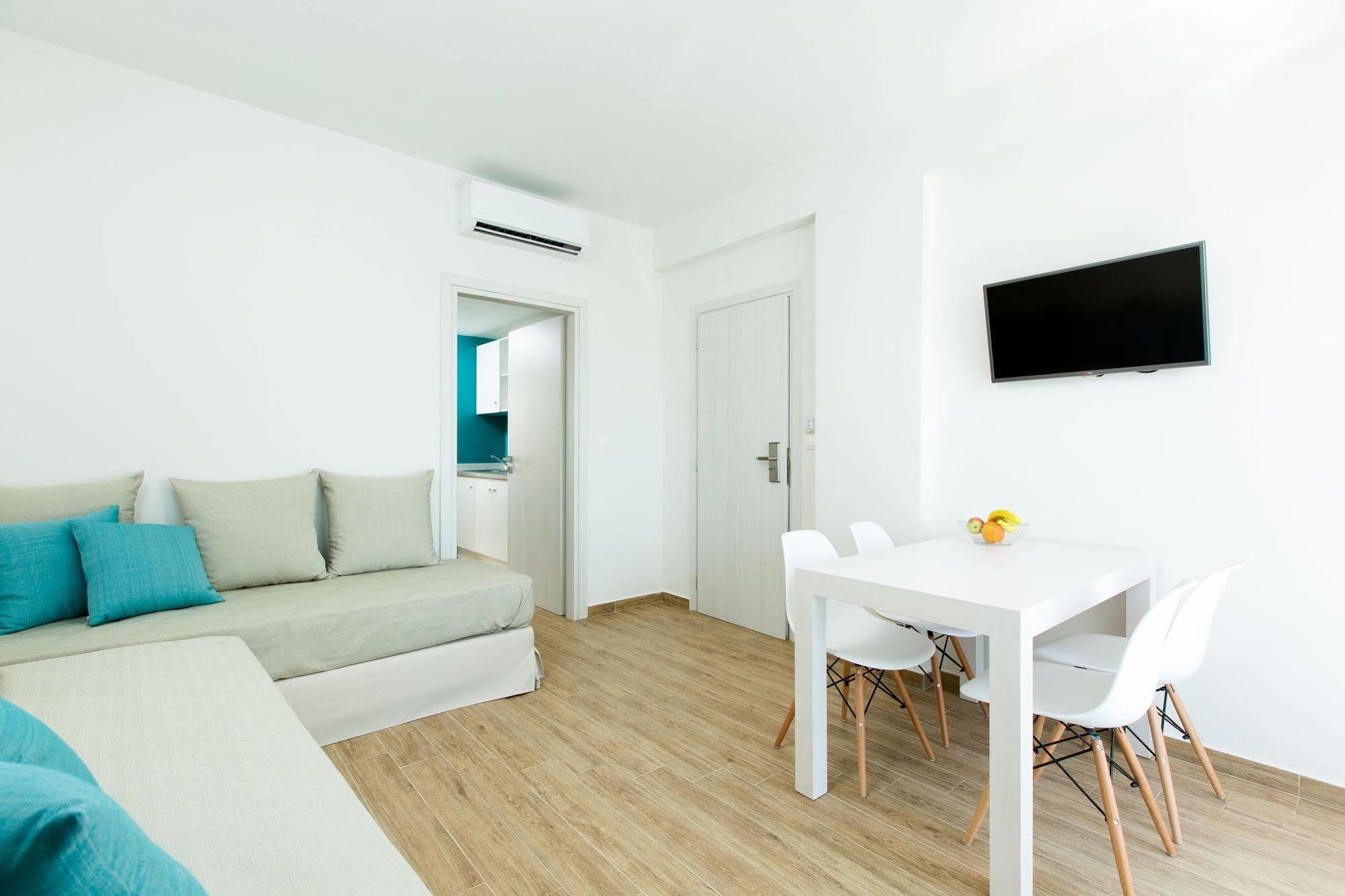 Golden Coast Seaside Apartments Ретимно Экстерьер фото